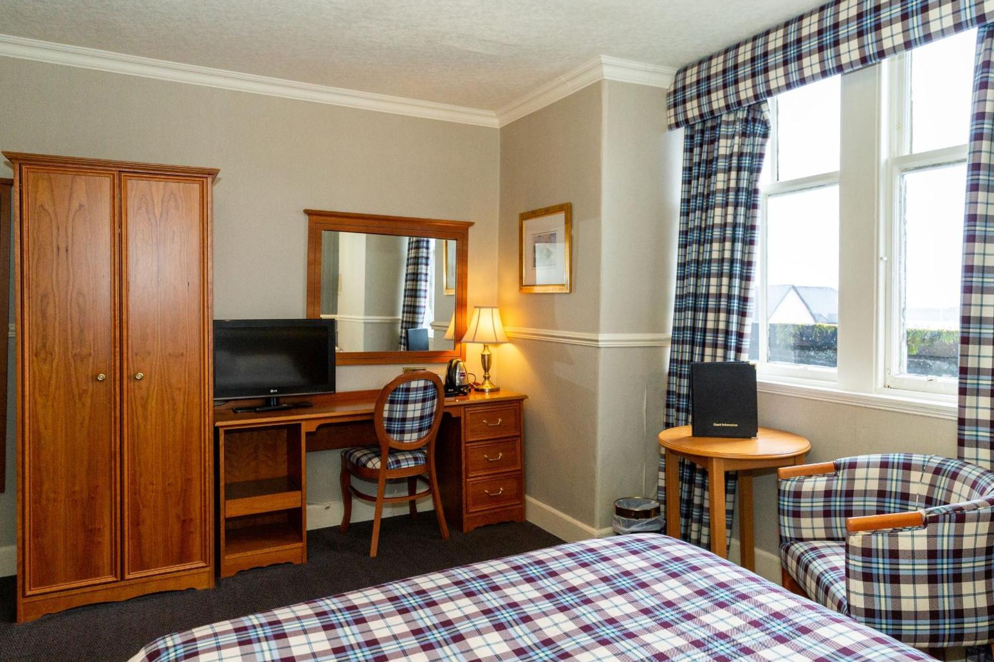 The Royal Hotel Oban Buitenkant foto
